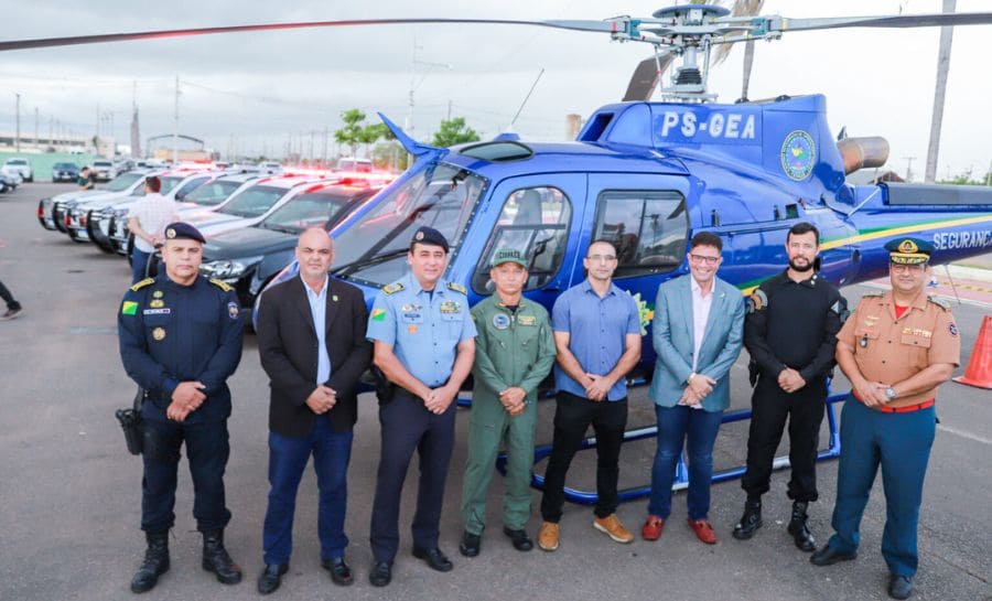 Governador Gladson Cameli entrega aeronave e viaturas e anuncia mais investimentos na Segurança Pública